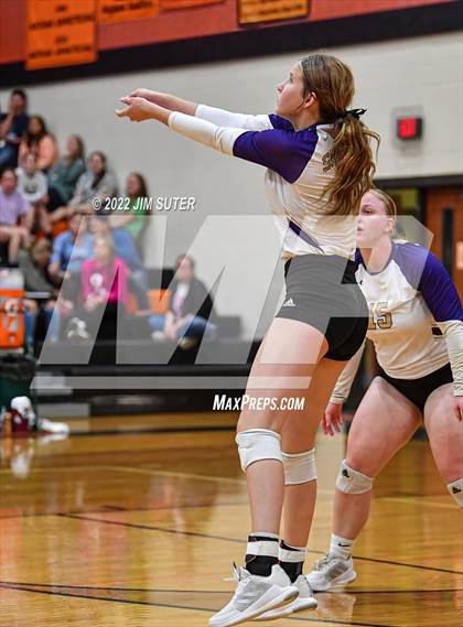 Thumbnail 2 in Shiner vs. Thrall (UIL 2A Region 4 Area Playoff) photogallery.