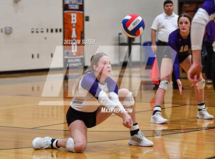 Thumbnail 2 in Shiner vs. Thrall (UIL 2A Region 4 Area Playoff) photogallery.