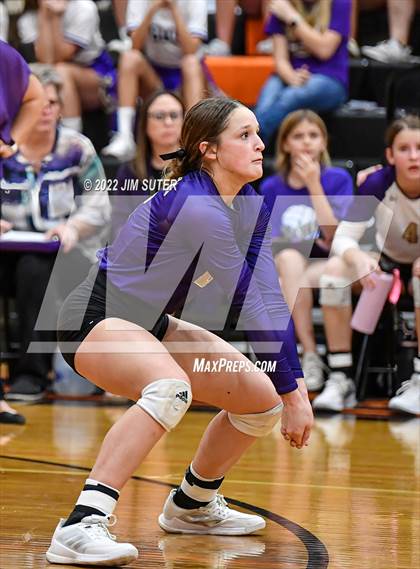Thumbnail 2 in Shiner vs. Thrall (UIL 2A Region 4 Area Playoff) photogallery.
