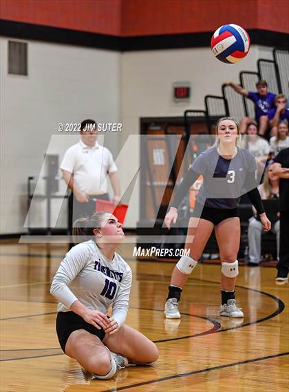 Thumbnail 1 in Shiner vs. Thrall (UIL 2A Region 4 Area Playoff) photogallery.