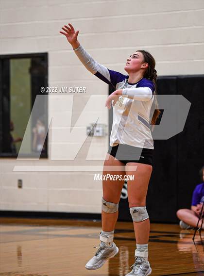 Thumbnail 2 in Shiner vs. Thrall (UIL 2A Region 4 Area Playoff) photogallery.