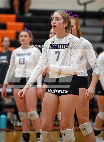 Thumbnail 2 in Shiner vs. Thrall (UIL 2A Region 4 Area Playoff) photogallery.
