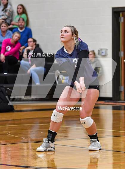 Thumbnail 3 in Shiner vs. Thrall (UIL 2A Region 4 Area Playoff) photogallery.