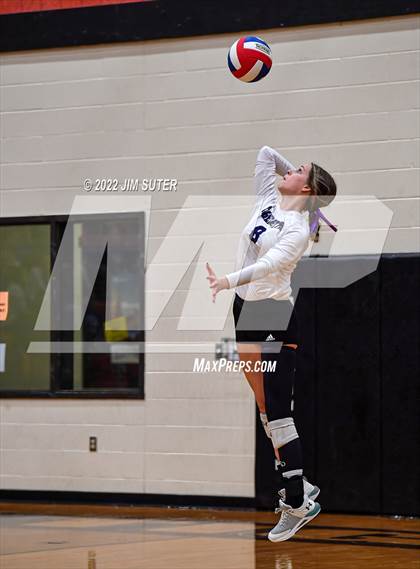 Thumbnail 2 in Shiner vs. Thrall (UIL 2A Region 4 Area Playoff) photogallery.