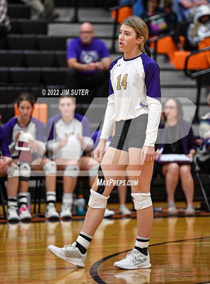 Thumbnail 2 in Shiner vs. Thrall (UIL 2A Region 4 Area Playoff) photogallery.