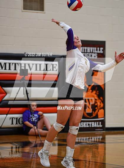 Thumbnail 3 in Shiner vs. Thrall (UIL 2A Region 4 Area Playoff) photogallery.