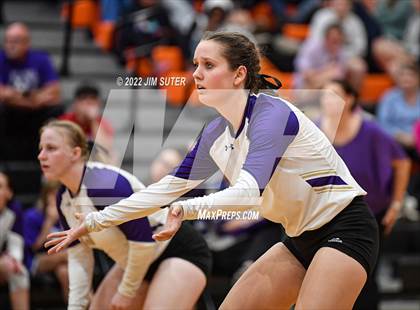 Thumbnail 3 in Shiner vs. Thrall (UIL 2A Region 4 Area Playoff) photogallery.