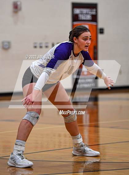 Thumbnail 1 in Shiner vs. Thrall (UIL 2A Region 4 Area Playoff) photogallery.