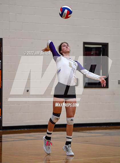 Thumbnail 1 in Shiner vs. Thrall (UIL 2A Region 4 Area Playoff) photogallery.