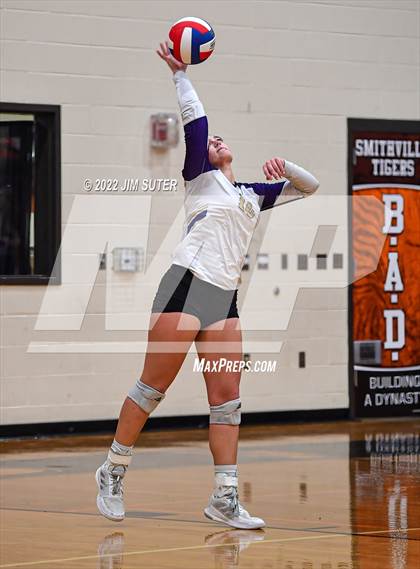 Thumbnail 3 in Shiner vs. Thrall (UIL 2A Region 4 Area Playoff) photogallery.
