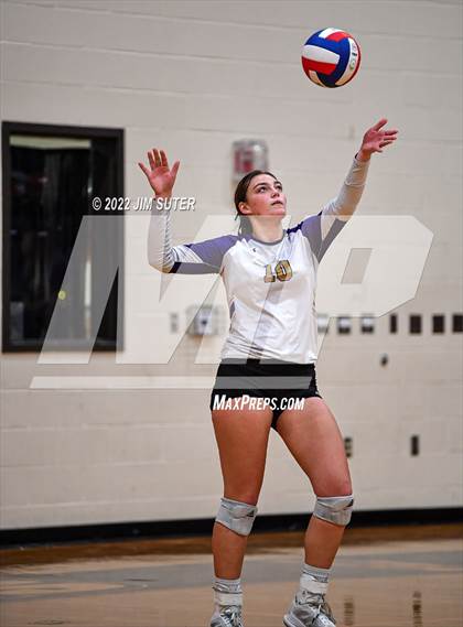 Thumbnail 2 in Shiner vs. Thrall (UIL 2A Region 4 Area Playoff) photogallery.