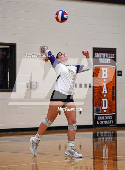 Thumbnail 1 in Shiner vs. Thrall (UIL 2A Region 4 Area Playoff) photogallery.