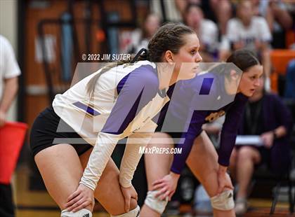 Thumbnail 2 in Shiner vs. Thrall (UIL 2A Region 4 Area Playoff) photogallery.