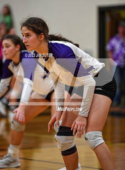 Thumbnail 1 in Shiner vs. Thrall (UIL 2A Region 4 Area Playoff) photogallery.