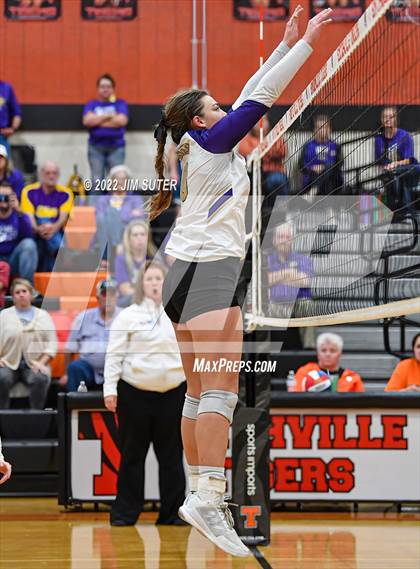 Thumbnail 2 in Shiner vs. Thrall (UIL 2A Region 4 Area Playoff) photogallery.
