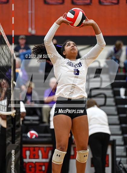 Thumbnail 1 in Shiner vs. Thrall (UIL 2A Region 4 Area Playoff) photogallery.