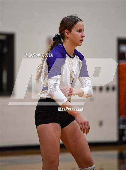 Thumbnail 2 in Shiner vs. Thrall (UIL 2A Region 4 Area Playoff) photogallery.