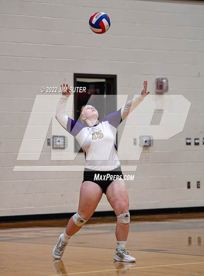 Thumbnail 2 in Shiner vs. Thrall (UIL 2A Region 4 Area Playoff) photogallery.