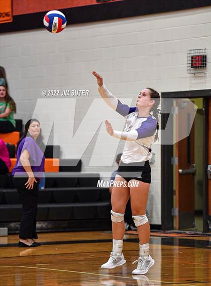 Thumbnail 1 in Shiner vs. Thrall (UIL 2A Region 4 Area Playoff) photogallery.