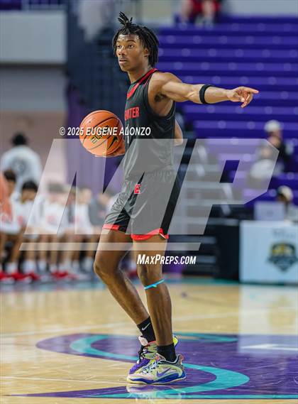 Thumbnail 3 in Edgewater vs. Mater Dei (City of Palms Classic) photogallery.