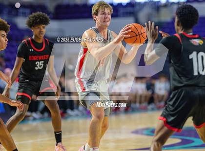 Thumbnail 2 in Edgewater vs. Mater Dei (City of Palms Classic) photogallery.