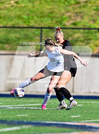Thumbnail 2 in St. Francis vs. Granite Bay (CIF SJS Division 2 Final) photogallery.