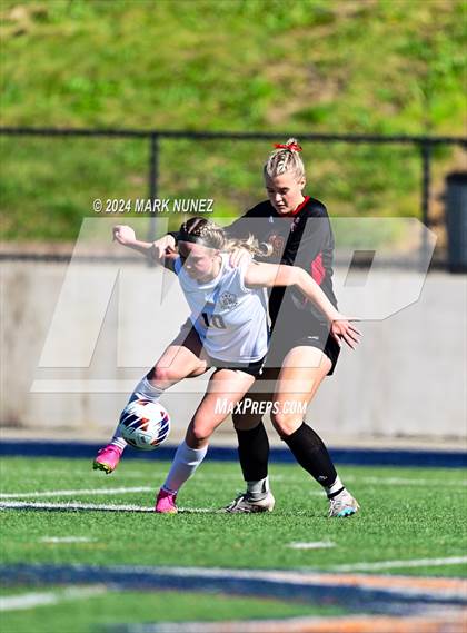 Thumbnail 3 in St. Francis vs. Granite Bay (CIF SJS Division 2 Final) photogallery.