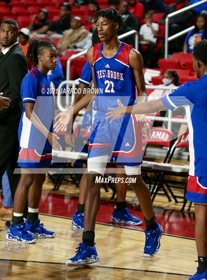 Thumbnail 1 in Beaumont United vs. West Brook photogallery.