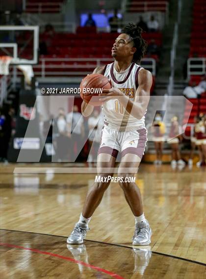 Thumbnail 1 in Beaumont United vs. West Brook photogallery.