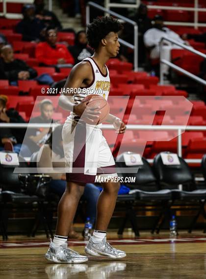 Thumbnail 2 in Beaumont United vs. West Brook photogallery.