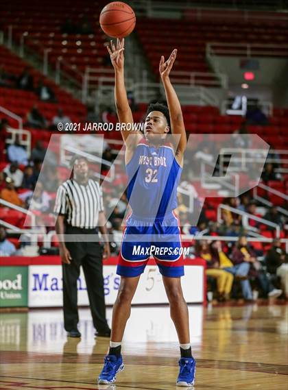 Thumbnail 2 in Beaumont United vs. West Brook photogallery.