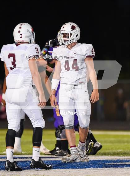 Thumbnail 2 in Sanger vs. Brownwood (UIL 4A Bi-District) photogallery.