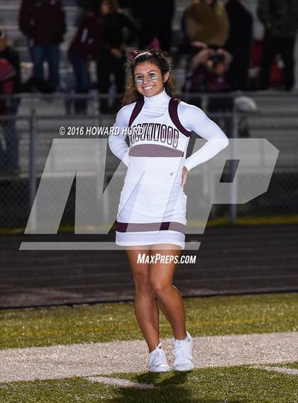 Thumbnail 2 in Sanger vs. Brownwood (UIL 4A Bi-District) photogallery.