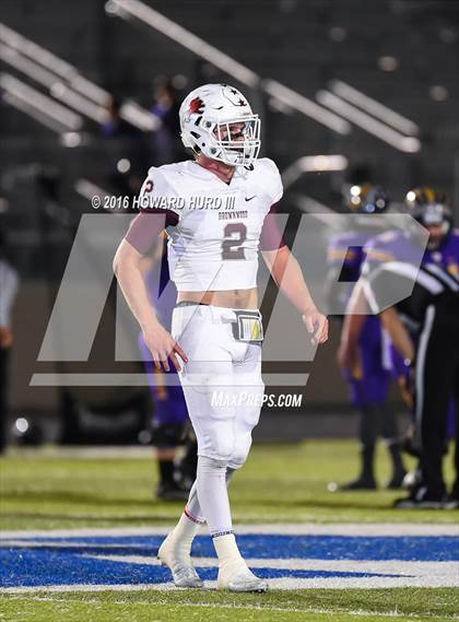Thumbnail 2 in Sanger vs. Brownwood (UIL 4A Bi-District) photogallery.