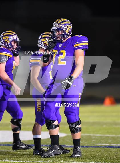 Thumbnail 1 in Sanger vs. Brownwood (UIL 4A Bi-District) photogallery.