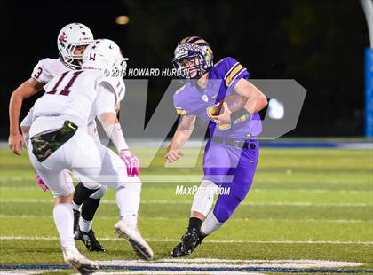 Thumbnail 1 in Sanger vs. Brownwood (UIL 4A Bi-District) photogallery.