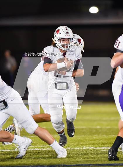 Thumbnail 3 in Sanger vs. Brownwood (UIL 4A Bi-District) photogallery.