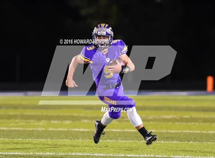 Thumbnail 3 in Sanger vs. Brownwood (UIL 4A Bi-District) photogallery.