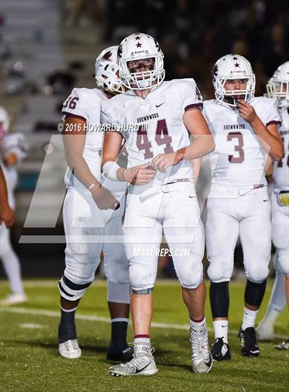 Thumbnail 3 in Sanger vs. Brownwood (UIL 4A Bi-District) photogallery.