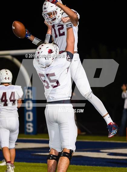 Thumbnail 1 in Sanger vs. Brownwood (UIL 4A Bi-District) photogallery.