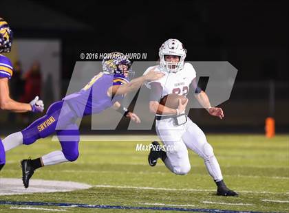 Thumbnail 2 in Sanger vs. Brownwood (UIL 4A Bi-District) photogallery.
