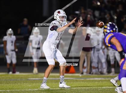 Thumbnail 3 in Sanger vs. Brownwood (UIL 4A Bi-District) photogallery.