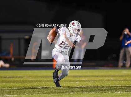 Thumbnail 2 in Sanger vs. Brownwood (UIL 4A Bi-District) photogallery.