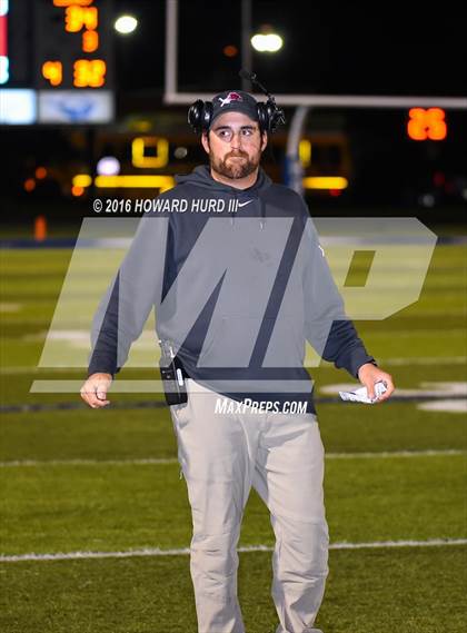 Thumbnail 3 in Sanger vs. Brownwood (UIL 4A Bi-District) photogallery.