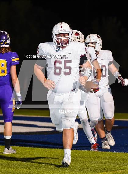 Thumbnail 3 in Sanger vs. Brownwood (UIL 4A Bi-District) photogallery.