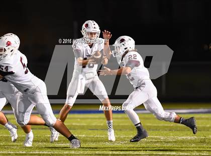 Thumbnail 3 in Sanger vs. Brownwood (UIL 4A Bi-District) photogallery.