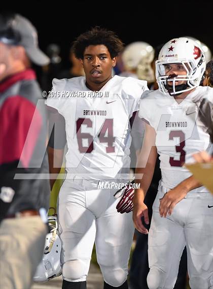 Thumbnail 1 in Sanger vs. Brownwood (UIL 4A Bi-District) photogallery.