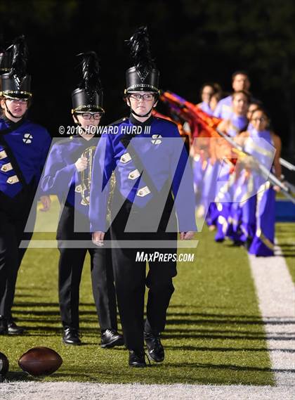 Thumbnail 1 in Sanger vs. Brownwood (UIL 4A Bi-District) photogallery.