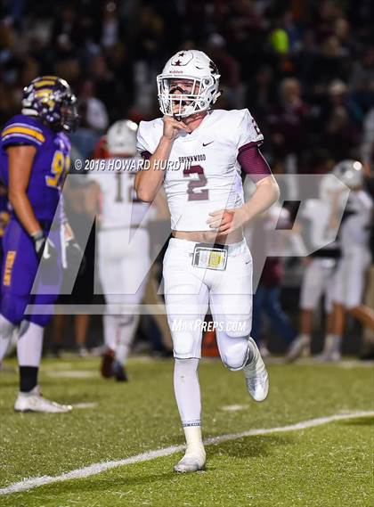 Thumbnail 3 in Sanger vs. Brownwood (UIL 4A Bi-District) photogallery.
