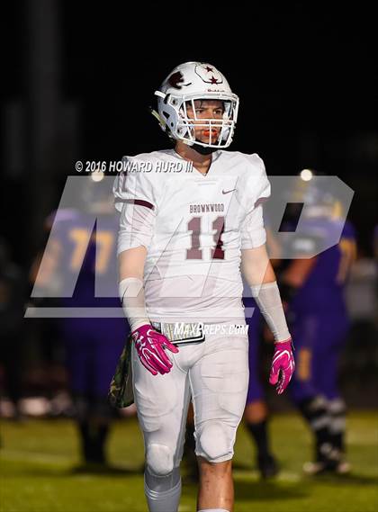 Thumbnail 3 in Sanger vs. Brownwood (UIL 4A Bi-District) photogallery.